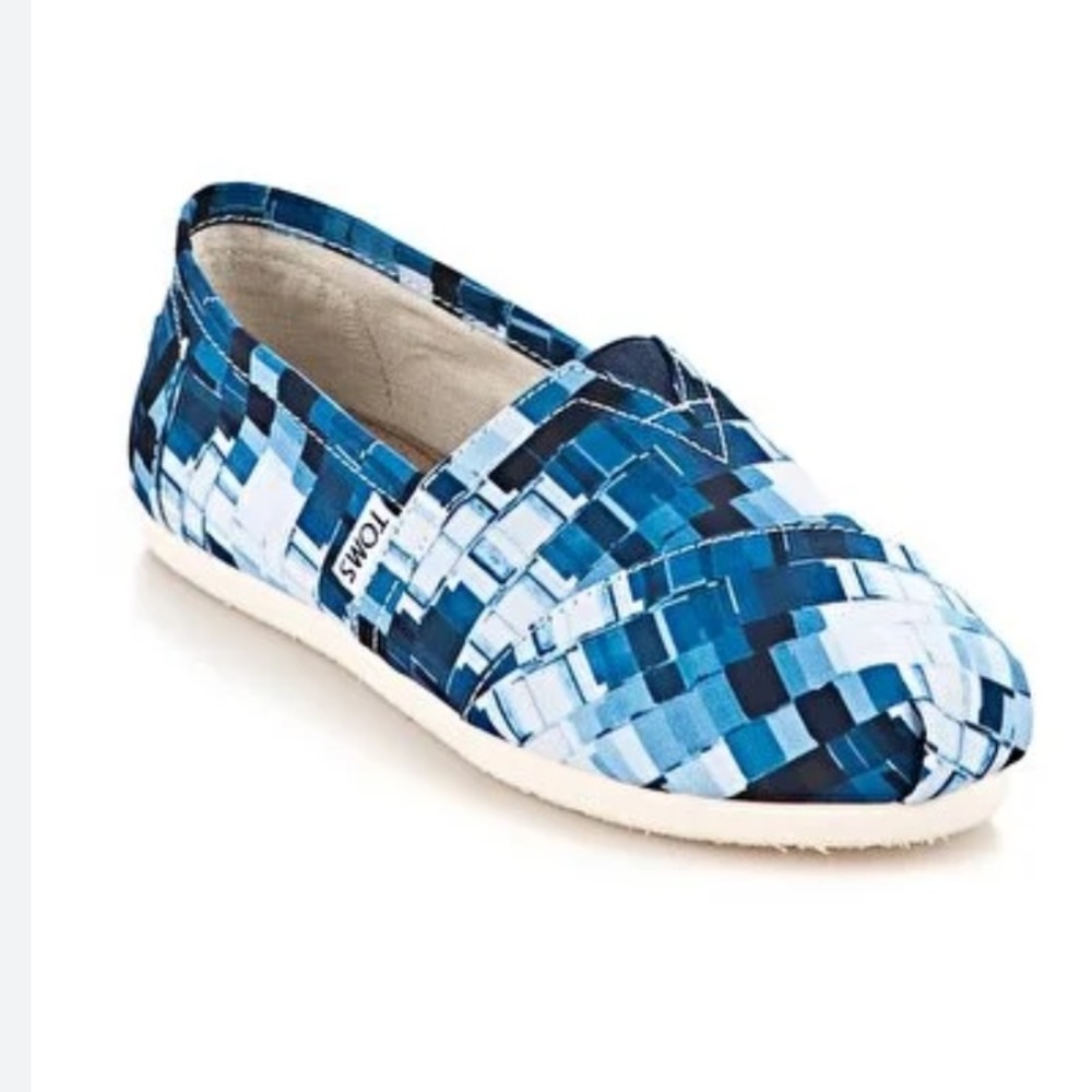 Toms slip on shoes
